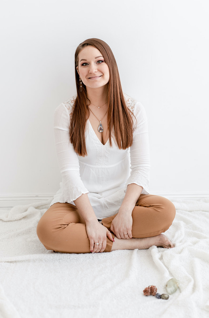 Keys of loving living Anni Pöyhiä