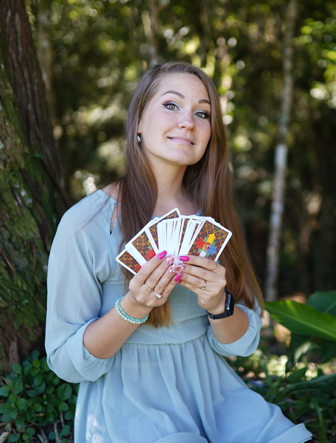 The keys of loving living, kirjalliset kattavat tarot tulkinnat anni pöyhiä